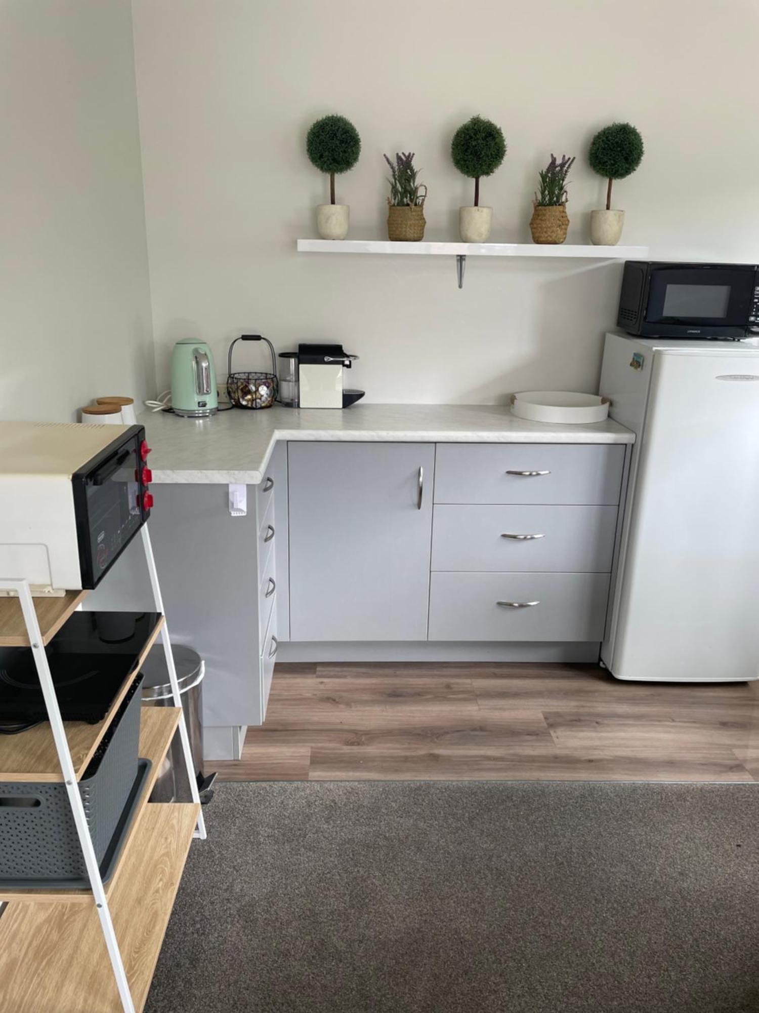 Modern Studio Apartment Motueka Kültér fotó